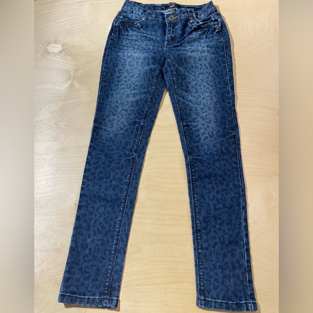 Roz & Ali Jeans size 4 (AH)